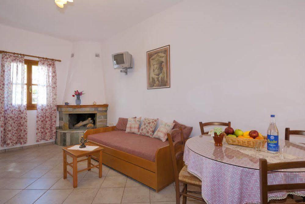 Appartement Charoula à Platanias  Extérieur photo