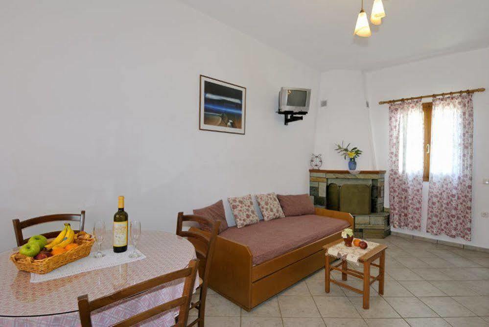 Appartement Charoula à Platanias  Extérieur photo