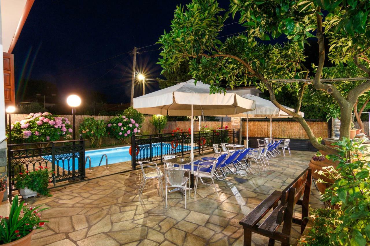 Appartement Charoula à Platanias  Extérieur photo
